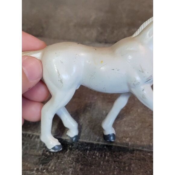 Funrise 1988 white pony horse toy figure - Picture 7 of 8